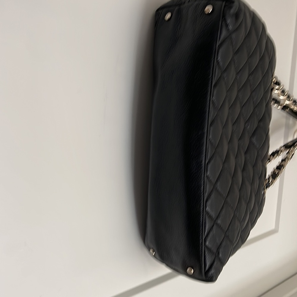 Authentic Kate Spade black quilted leather purse with gold hardware. - Picture 4 of 17
